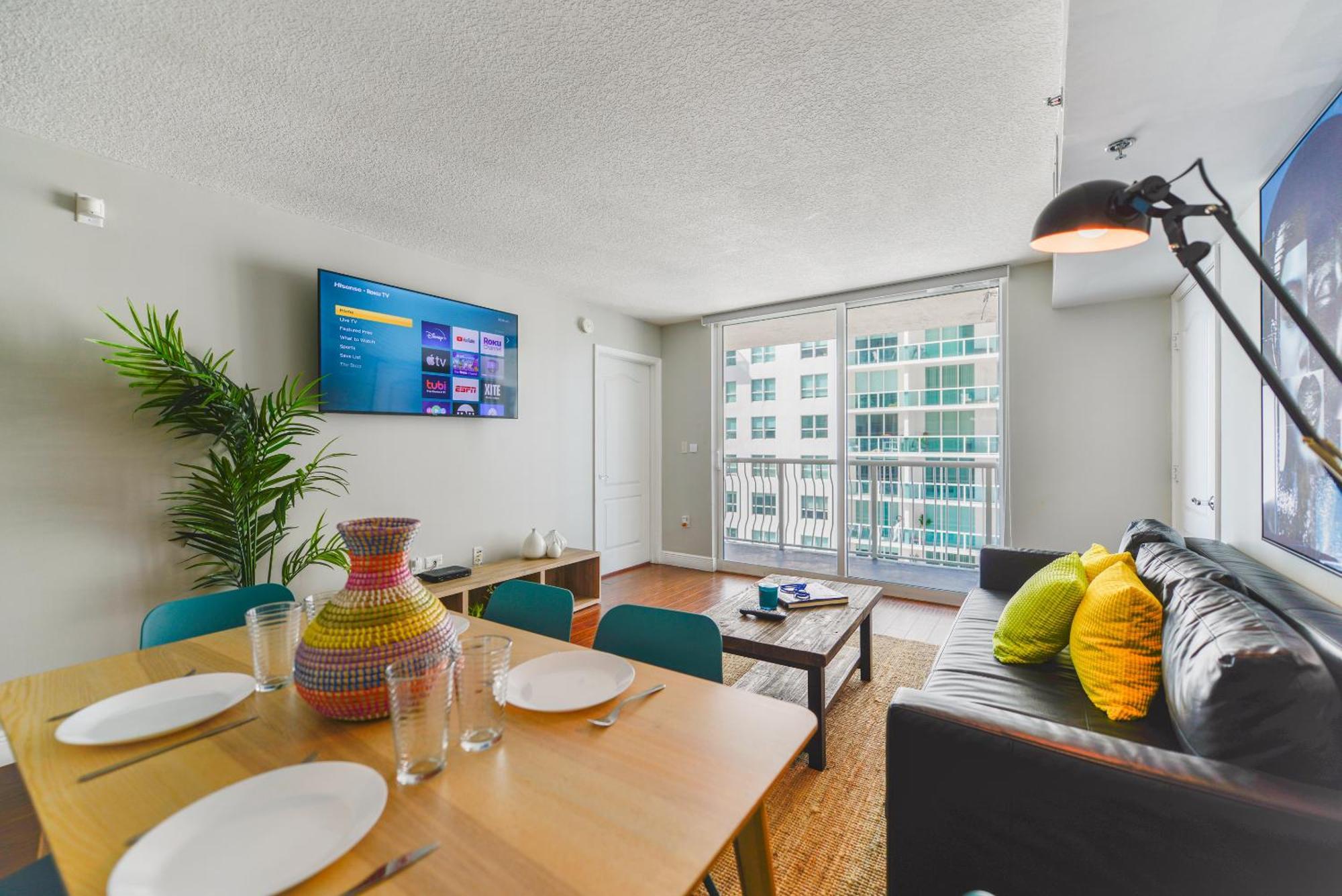 Amazing 3 Bedroom Condo At Brickell With Pool Miami Kültér fotó