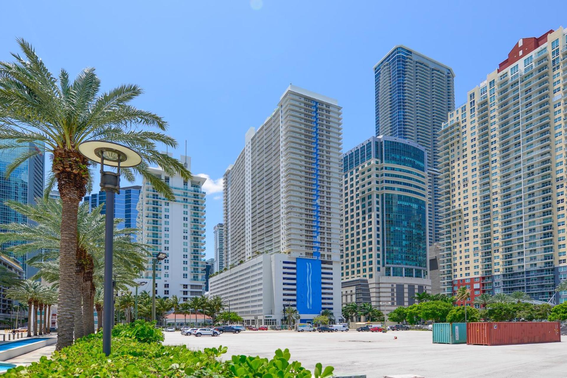 Amazing 3 Bedroom Condo At Brickell With Pool Miami Kültér fotó